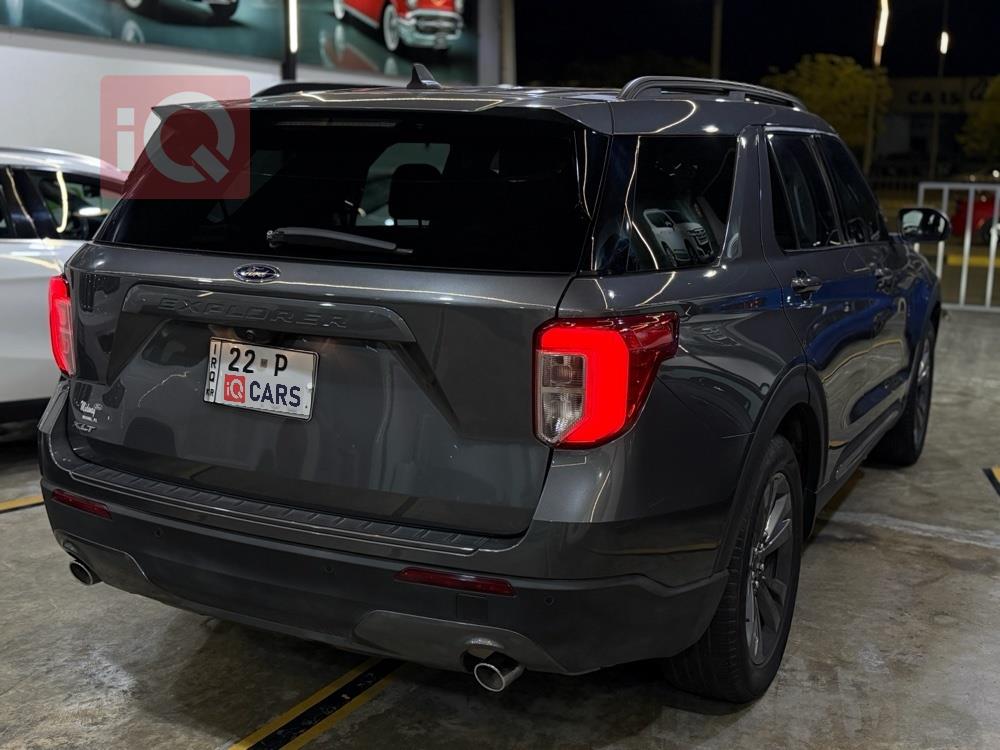 Ford Explorer